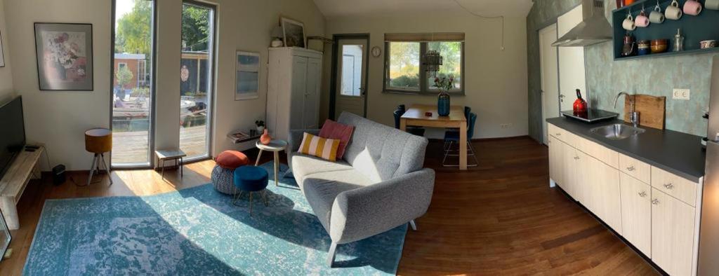 Bb De Woonboot Apartamento Anna Paulowna Exterior foto
